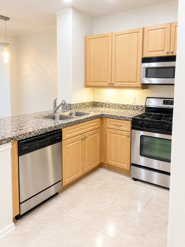 3352 Watermarke Pl - Photo 7 of 25