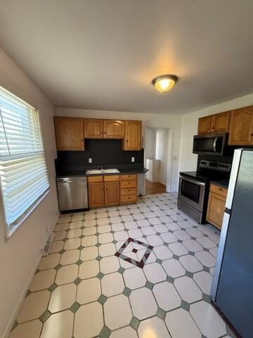 705 Skyline Ridge Dr #A - Photo 4 of 9