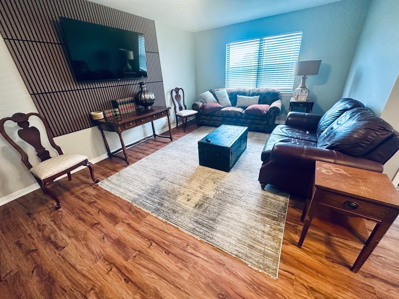 200 Autumn Dr Apt 8c - Photo 2 of 13