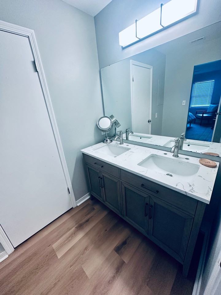 200 Autumn Dr Apt 8c - Photo 6 of 13