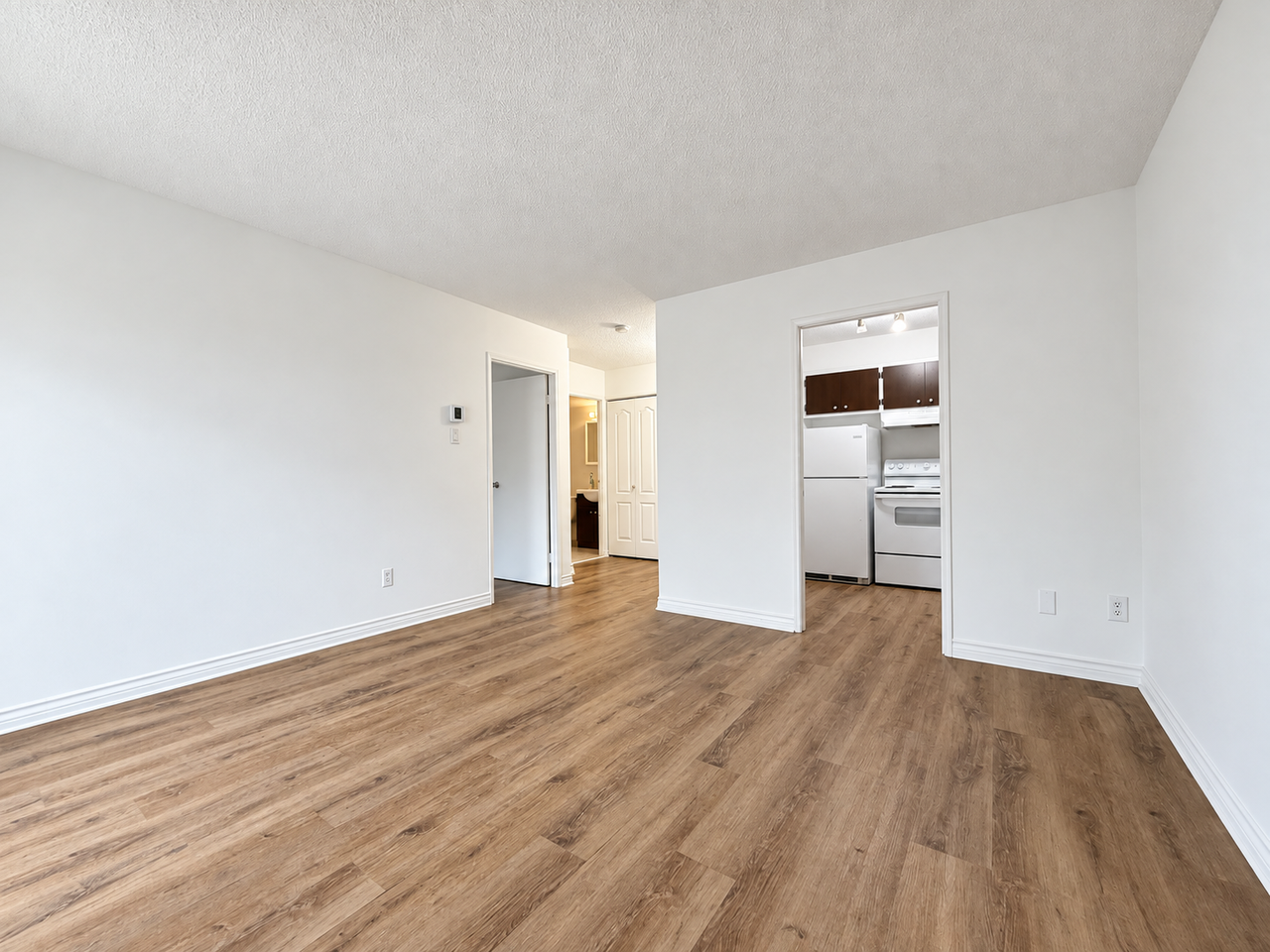 1595 Henri Bourassa - Photo 2 of 18
