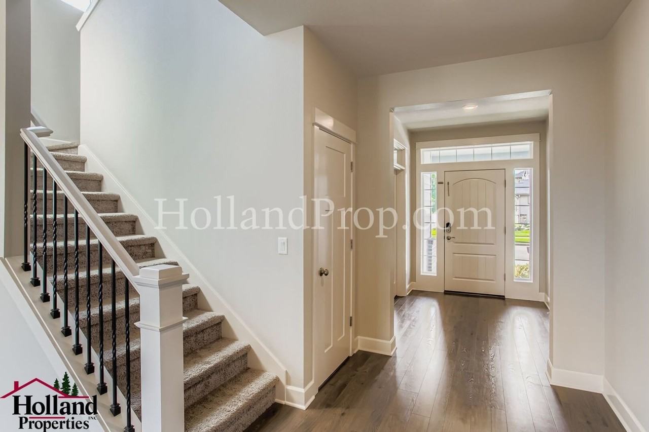 8397 Se Sitka St - Photo 4 of 28