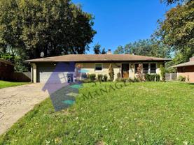 640 Lindenwood Dr - Photo 1 of 1