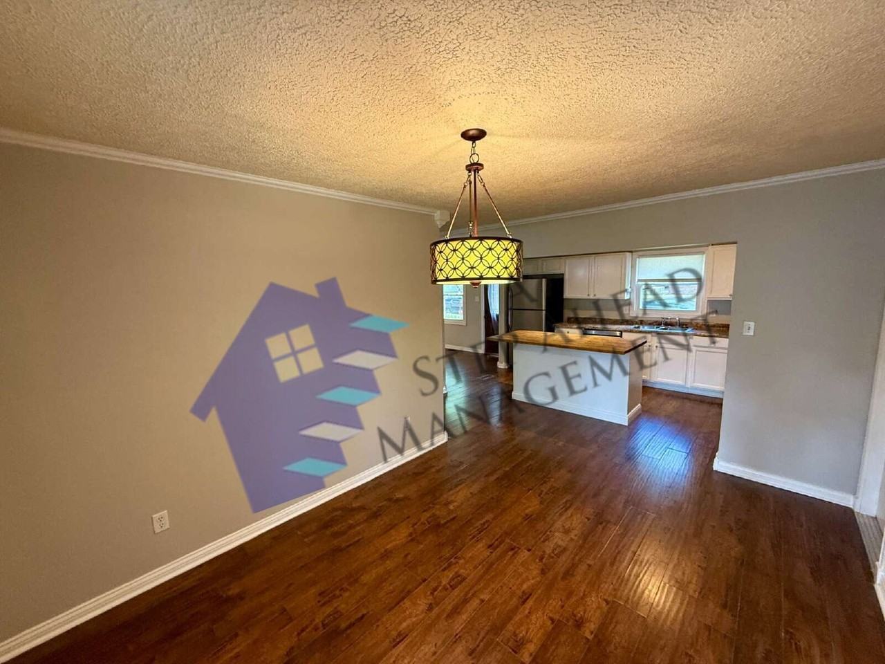 640 Lindenwood Dr - Photo 7 of 22