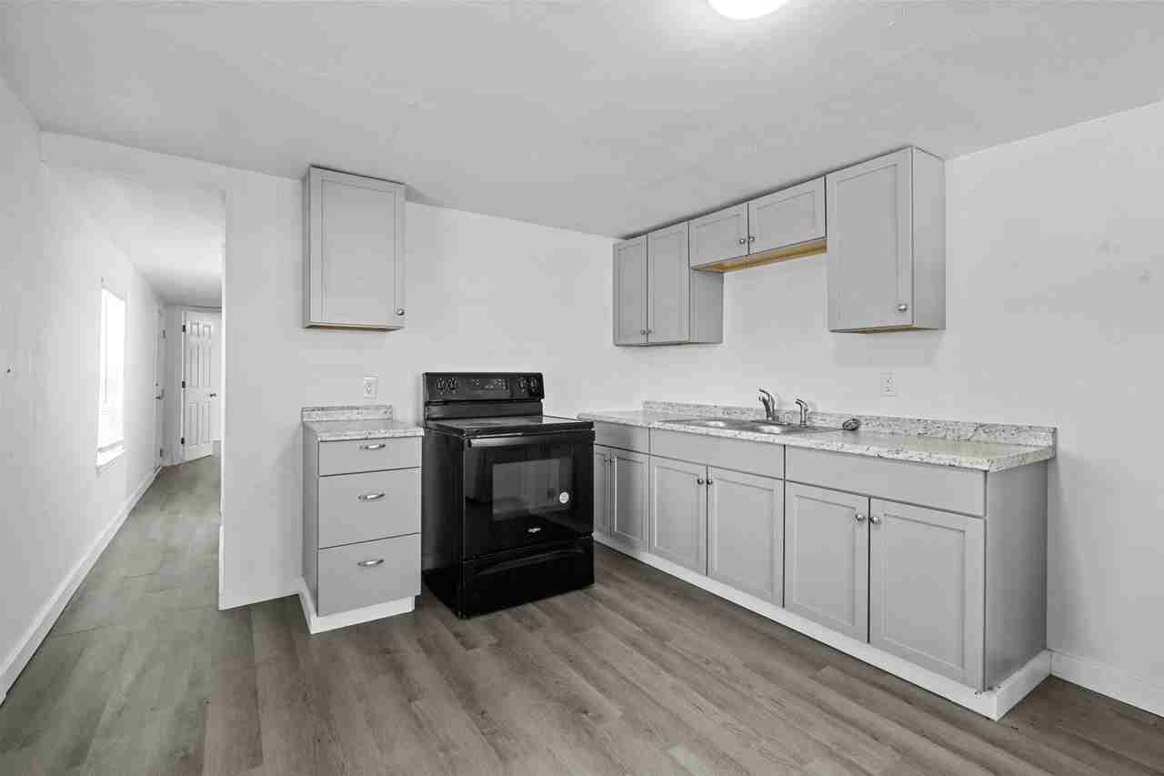 2715 Woodlawn Blvd #16 - Photo 3 of 11