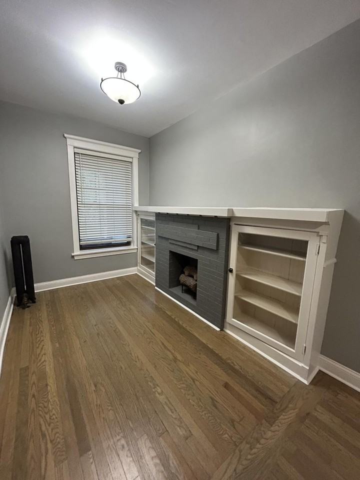 2539 W Logan Blvd #1 - Photo 7 of 12