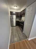 featured image of 6211 N Kenmore Ave #502