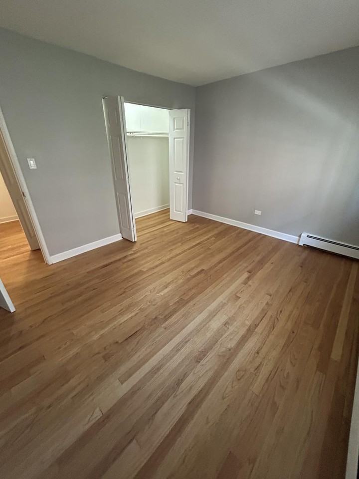 6211 N Kenmore Ave #502 - Photo 4 of 16
