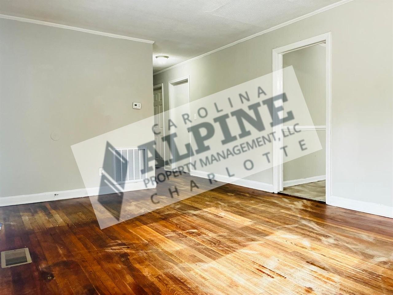 4614 Morgan St - Photo 6 of 22