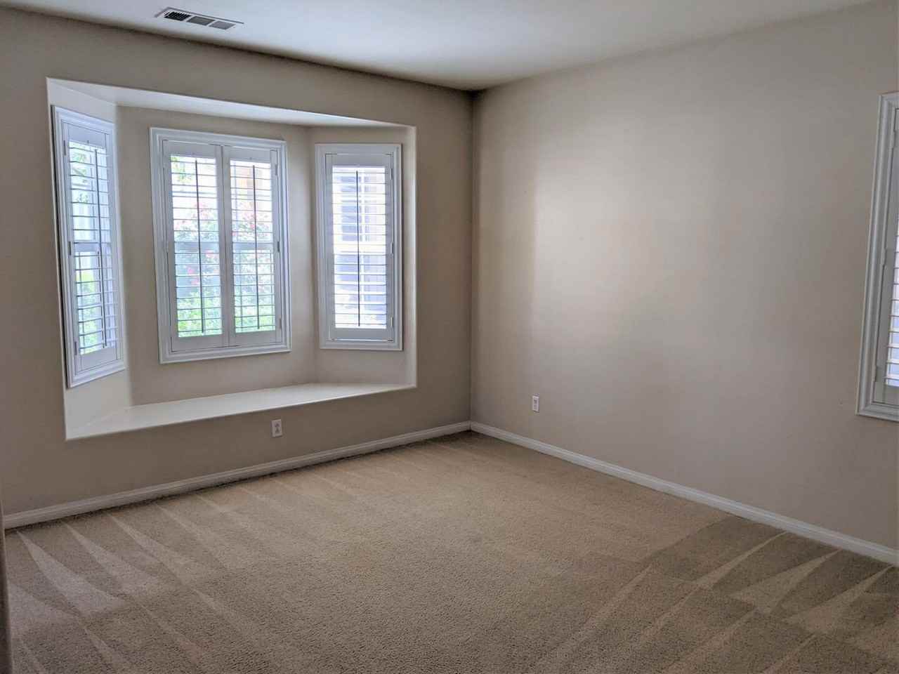 14553 Manchester Ave - Photo 4 of 24