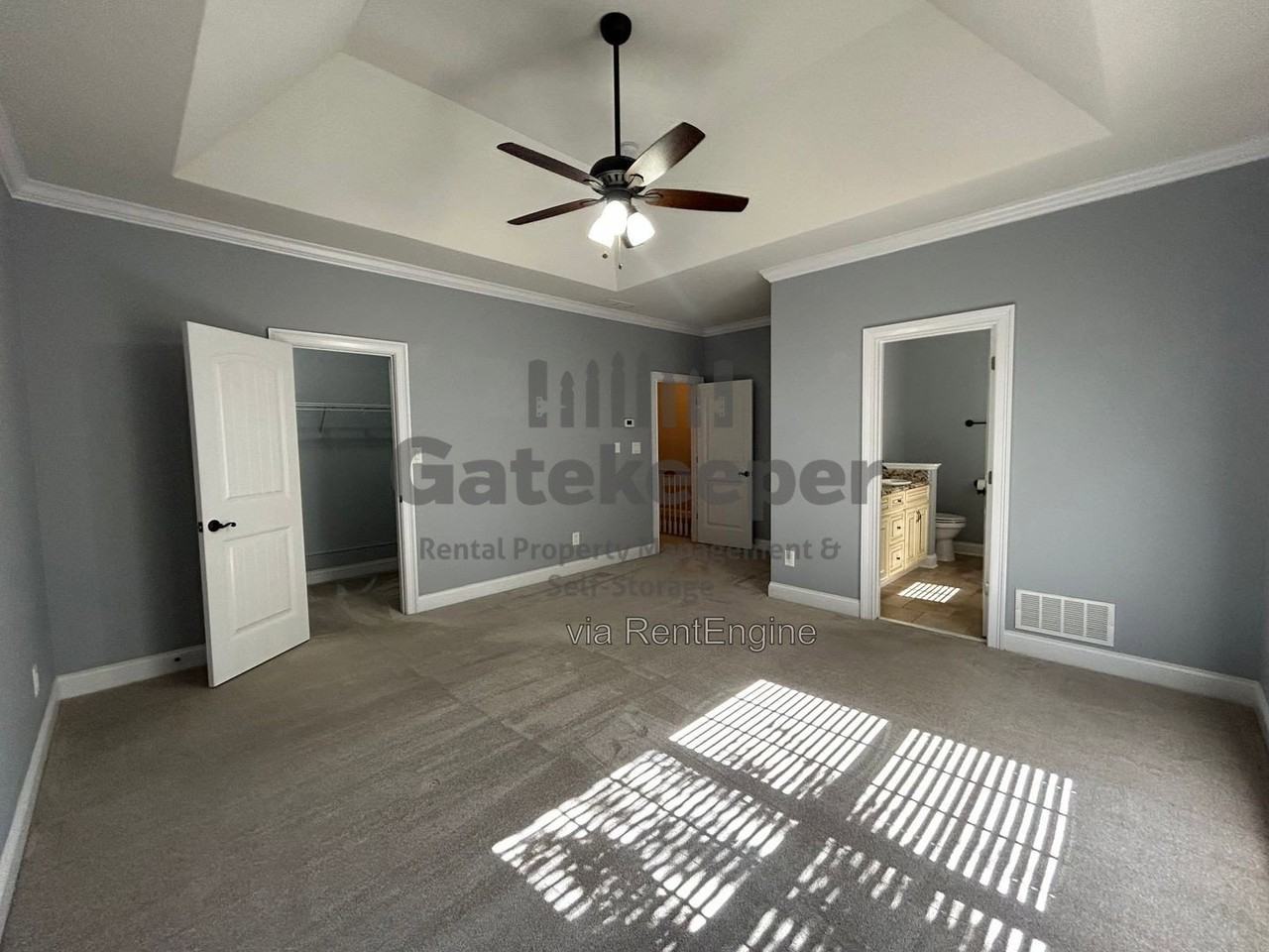 405 Lexington Vlg - Photo 7 of 17