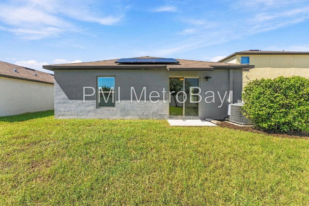 1045 Royal Empress Dr - Photo 7 of 42