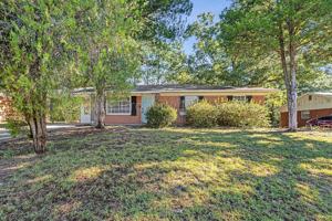 featured image of 2492 Dublin Dr