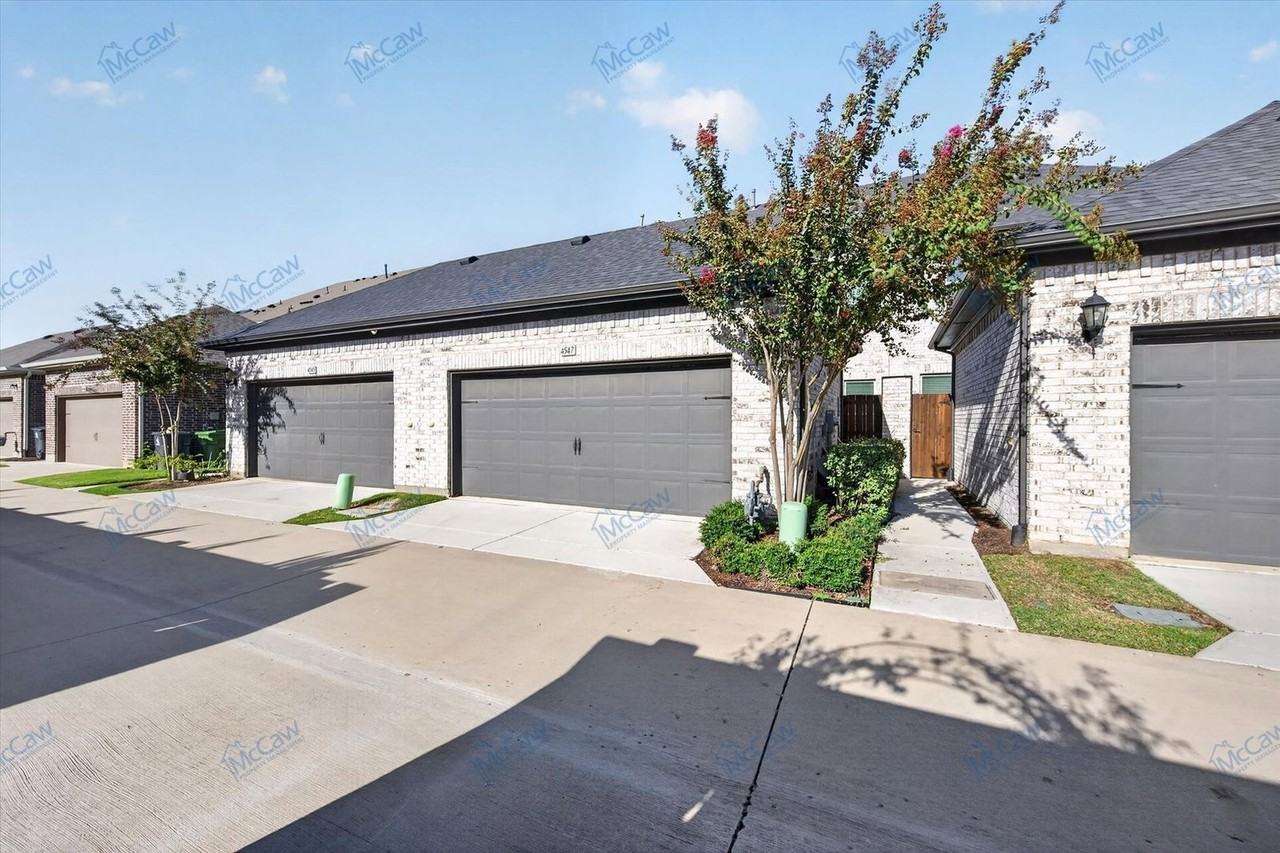 4547 English Maple Dr - Photo 2 of 23