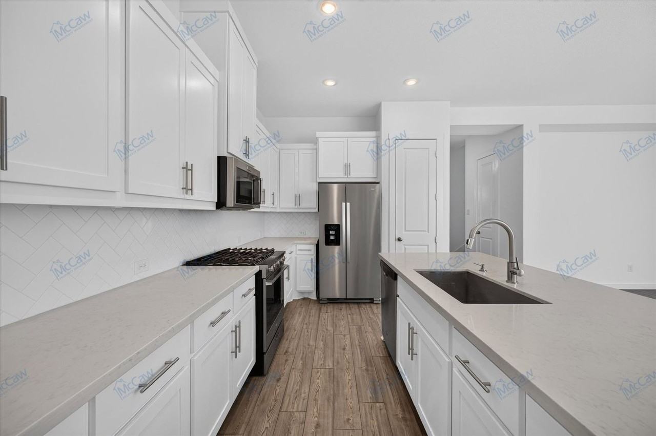 4547 English Maple Dr - Photo 4 of 23