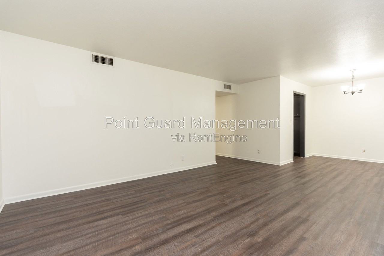 1945 N Porter Ave #155 - Photo 2 of 35
