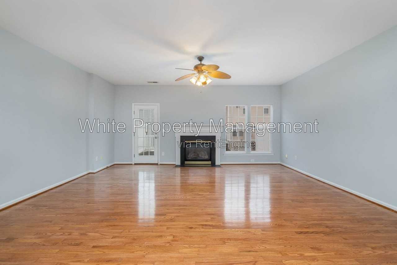 11448 Destin Ln - Photo 3 of 21