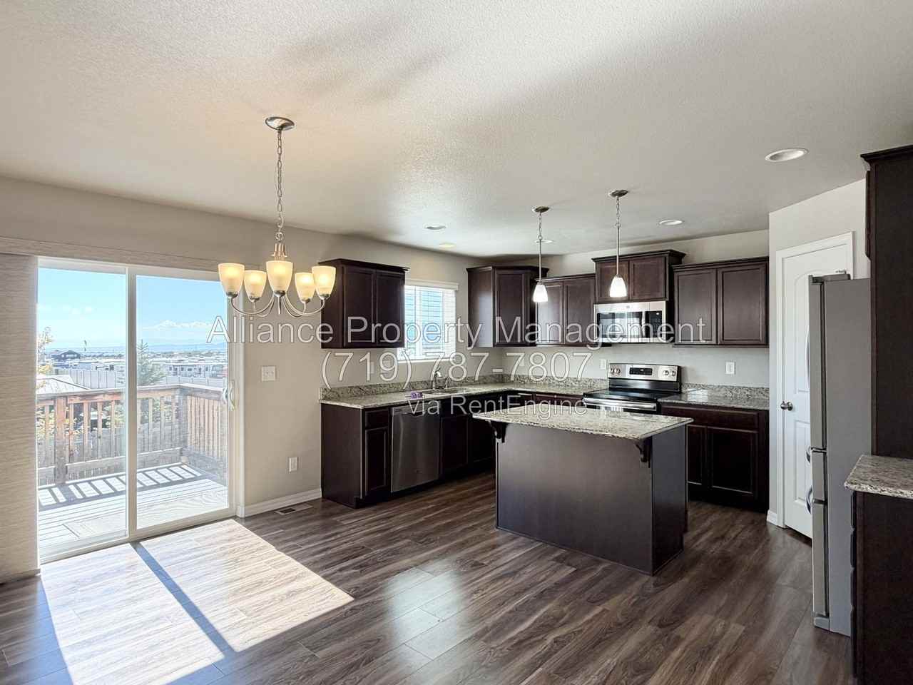 8253 Lodge Grass Way - Photo 6 of 34