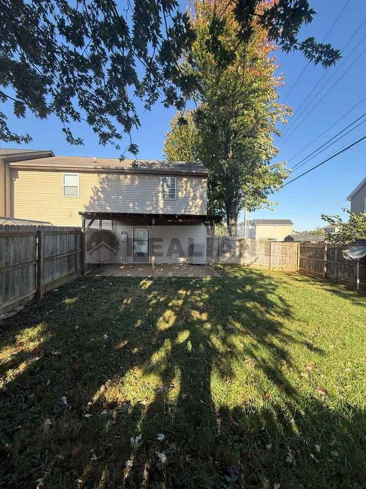 212 Coburn Dr - Photo 7 of 7