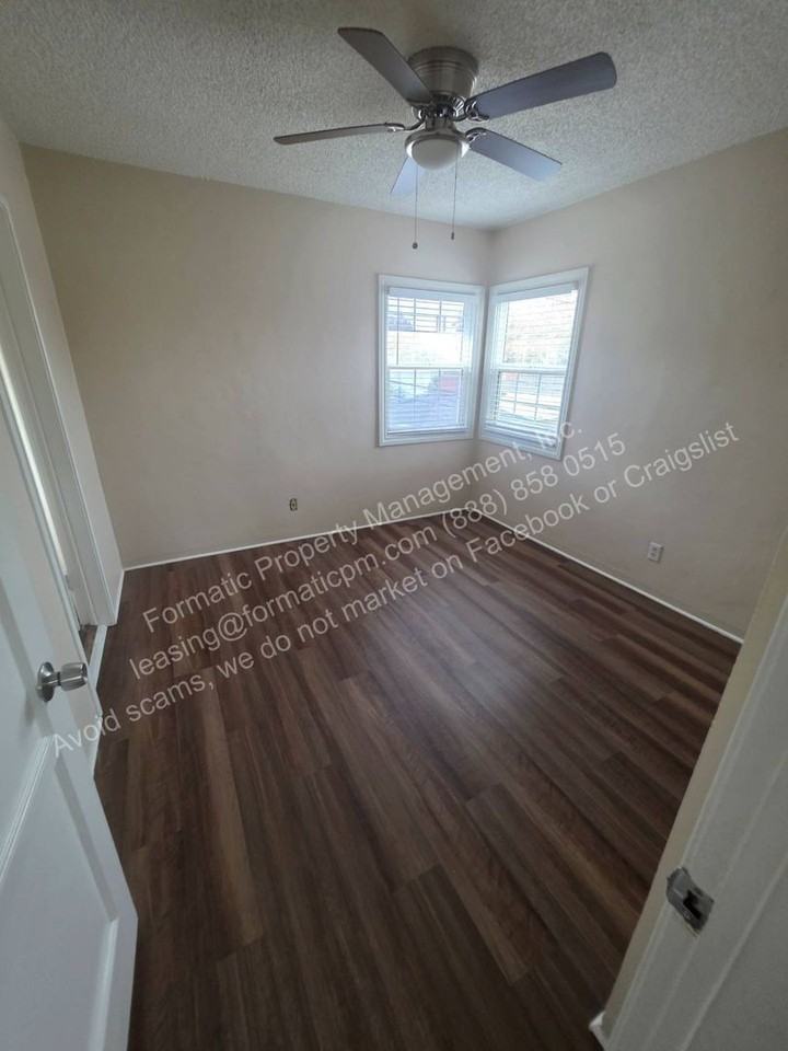 119 N Park Ave - Photo 5 of 9