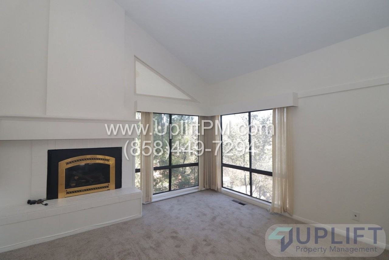 15615 Vista Vicente Dr #6 - Photo 4 of 22