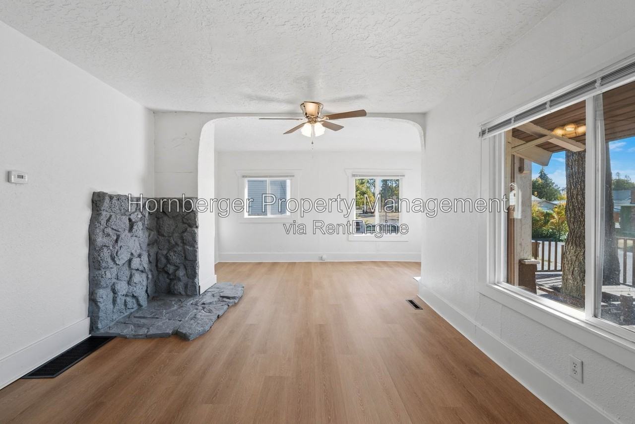 1617 E Marietta Ave - Photo 5 of 30