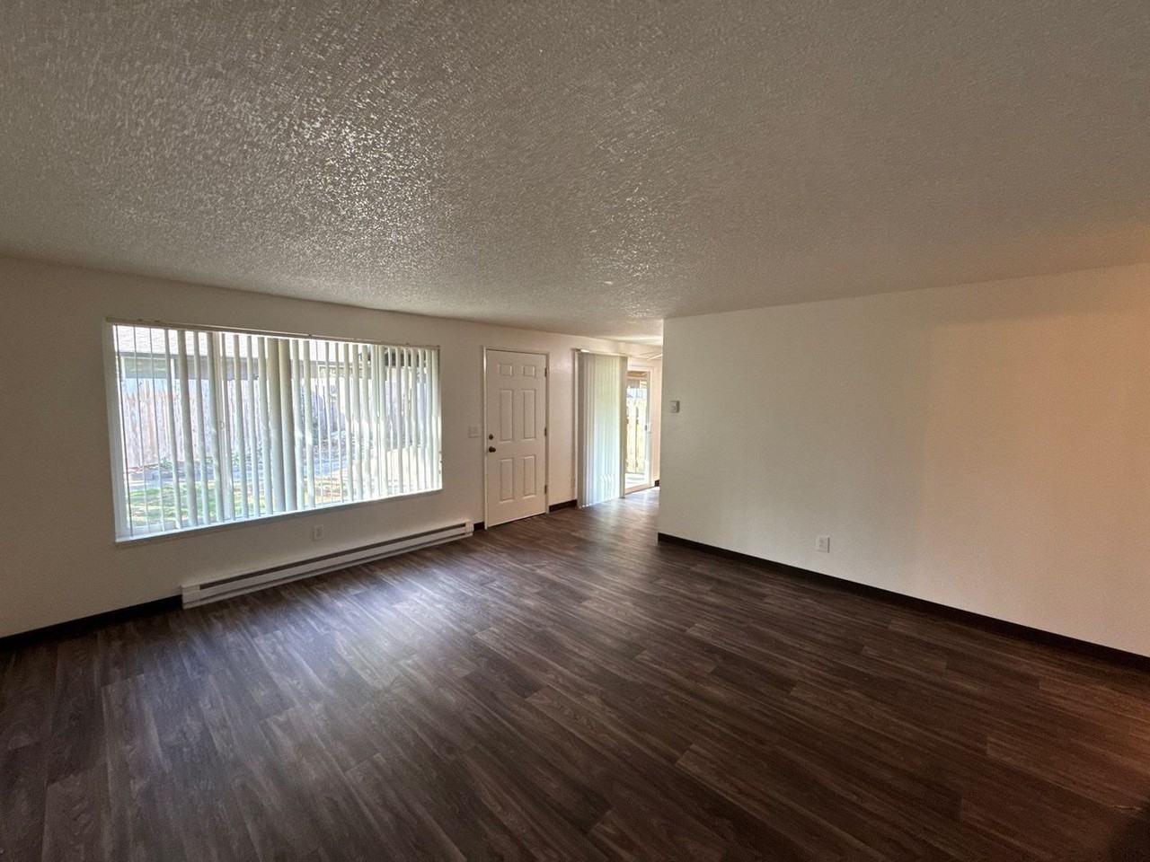 870 Boone Rd Se #4 - Photo 3 of 21