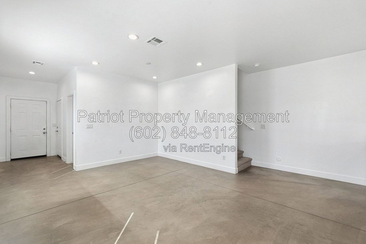 909 S 5th Ave #2 - Photo 4 of 35