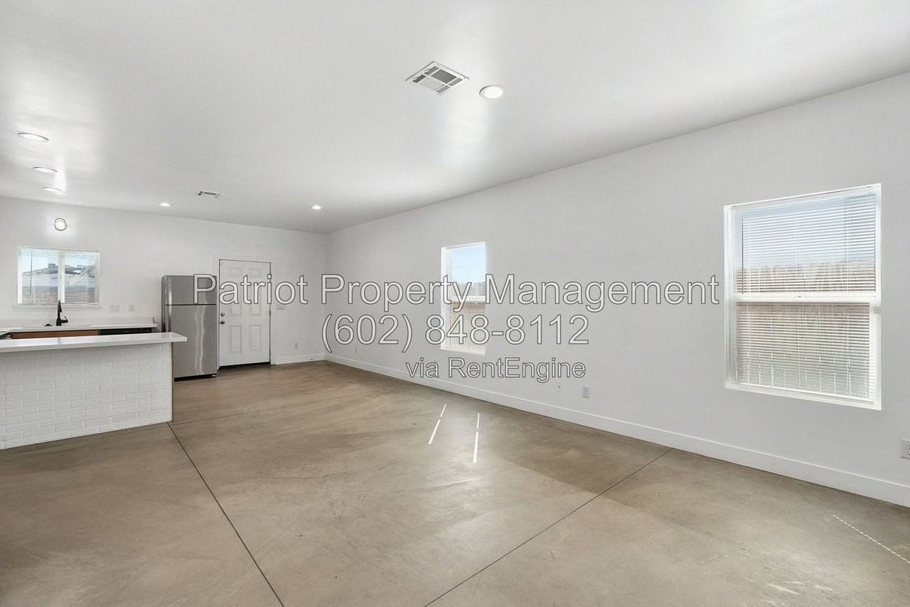 909 S 5th Ave #2 - Photo 6 of 35
