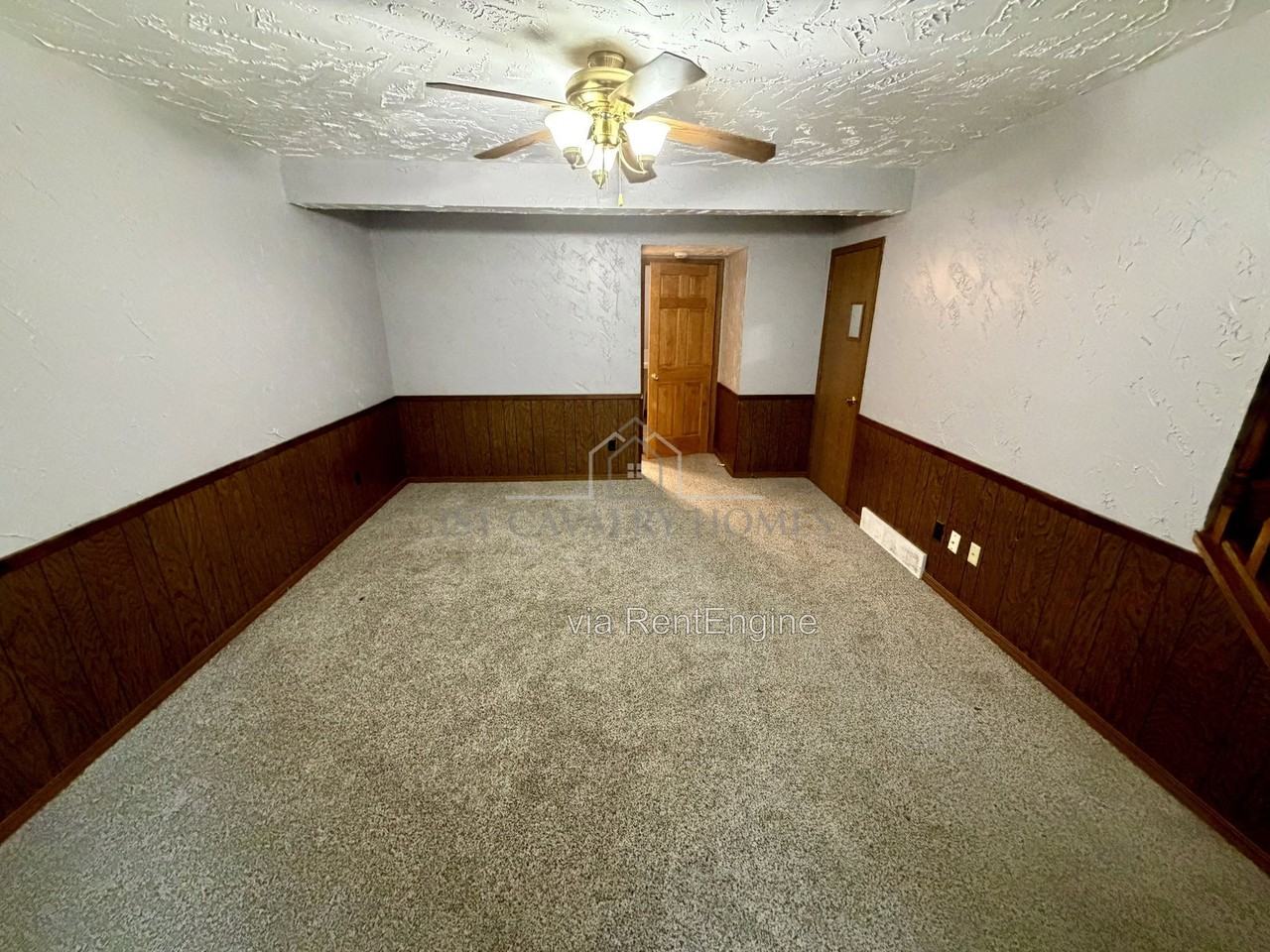 4264 S Main St #4266 - Photo 3 of 10