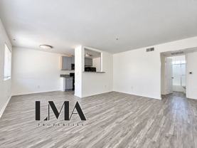 7308 Canby Ave #7A - Photo 1 of 1