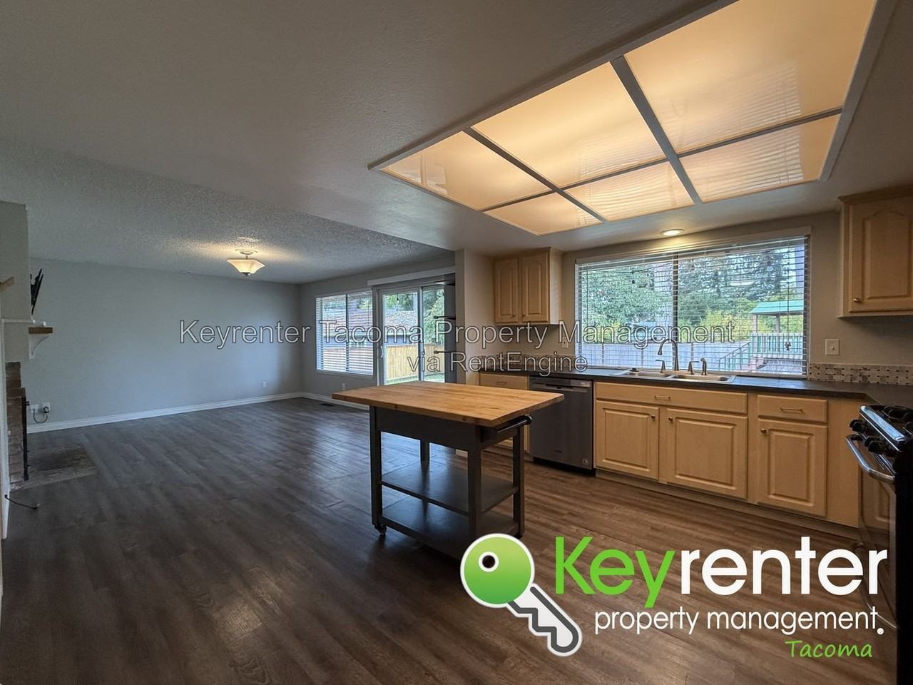 7714 94th Ave Sw - Photo 4 of 17
