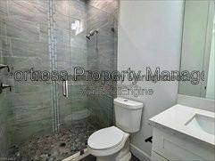 17544 Dumont Dr - Photo 2 of 10