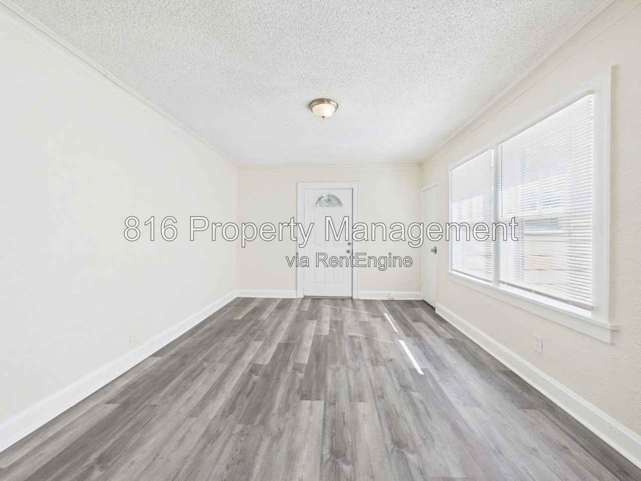 7222 Indiana Ave - Photo 3 of 32