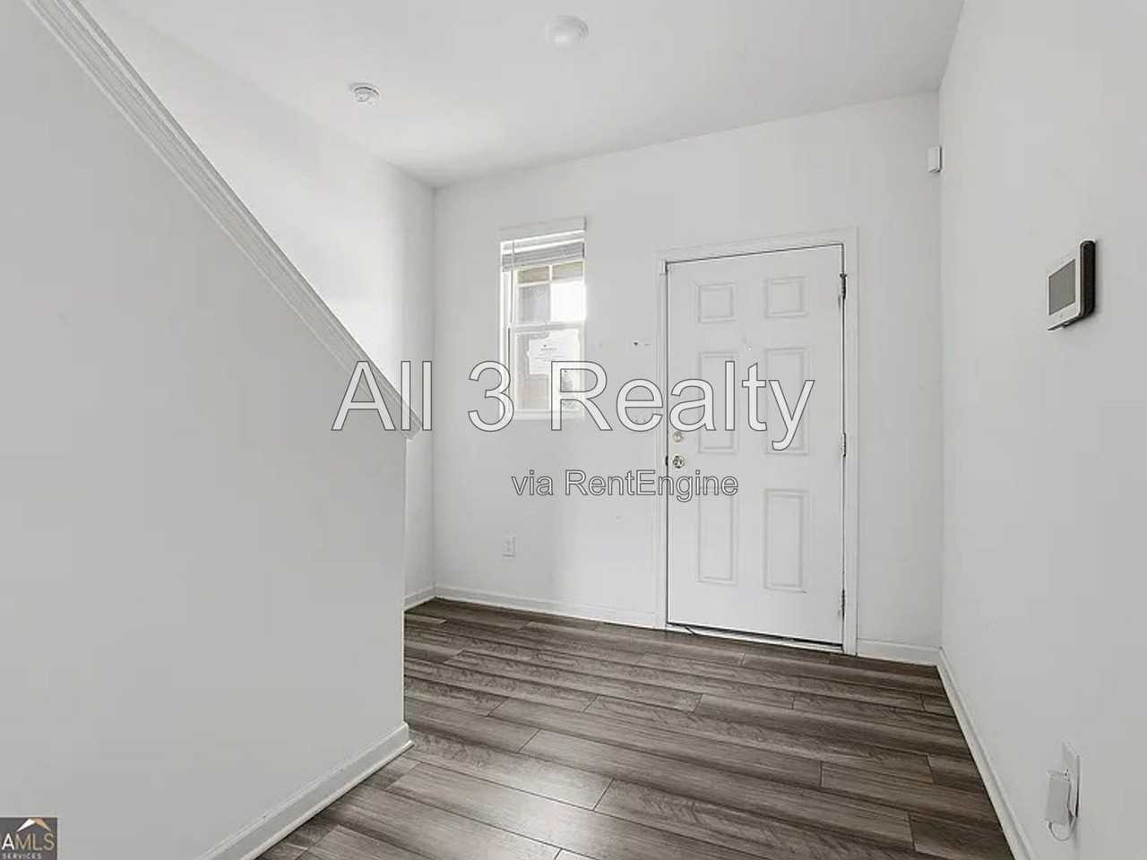 145 Swindon Dr - Photo 5 of 34