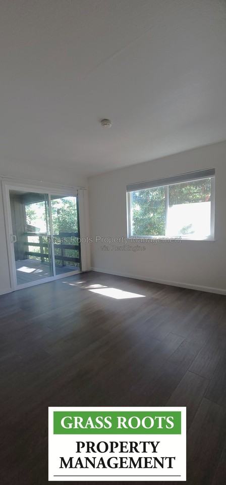 125 Presley Way #E - Photo 4 of 5