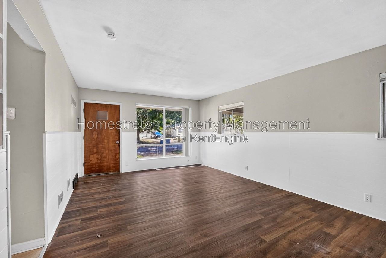 10419 Melvich Dr - Photo 4 of 22