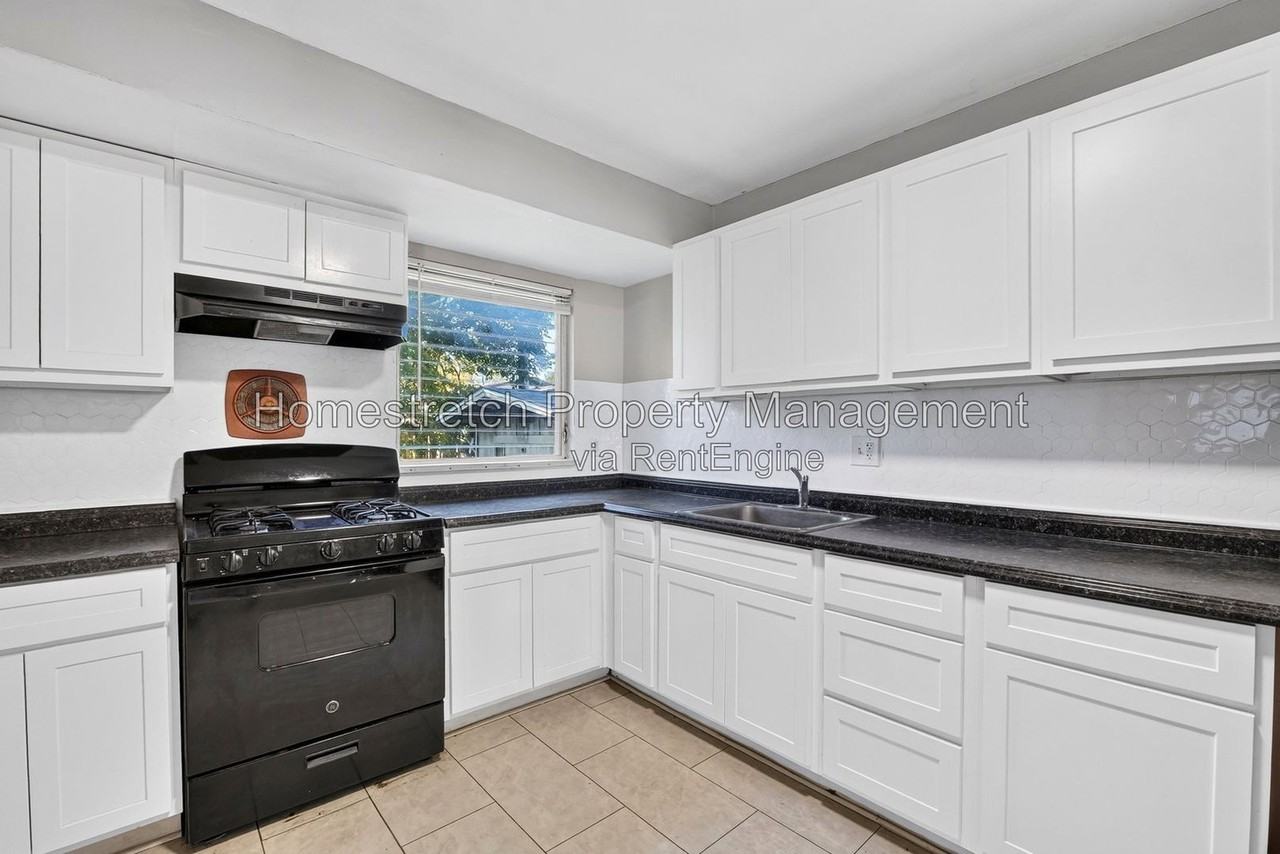 10419 Melvich Dr - Photo 7 of 22