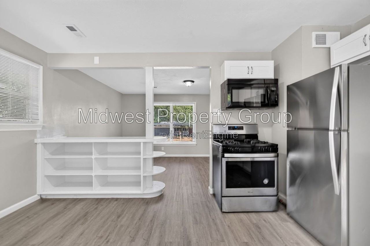 1450 Plaza Pl - Photo 2 of 23
