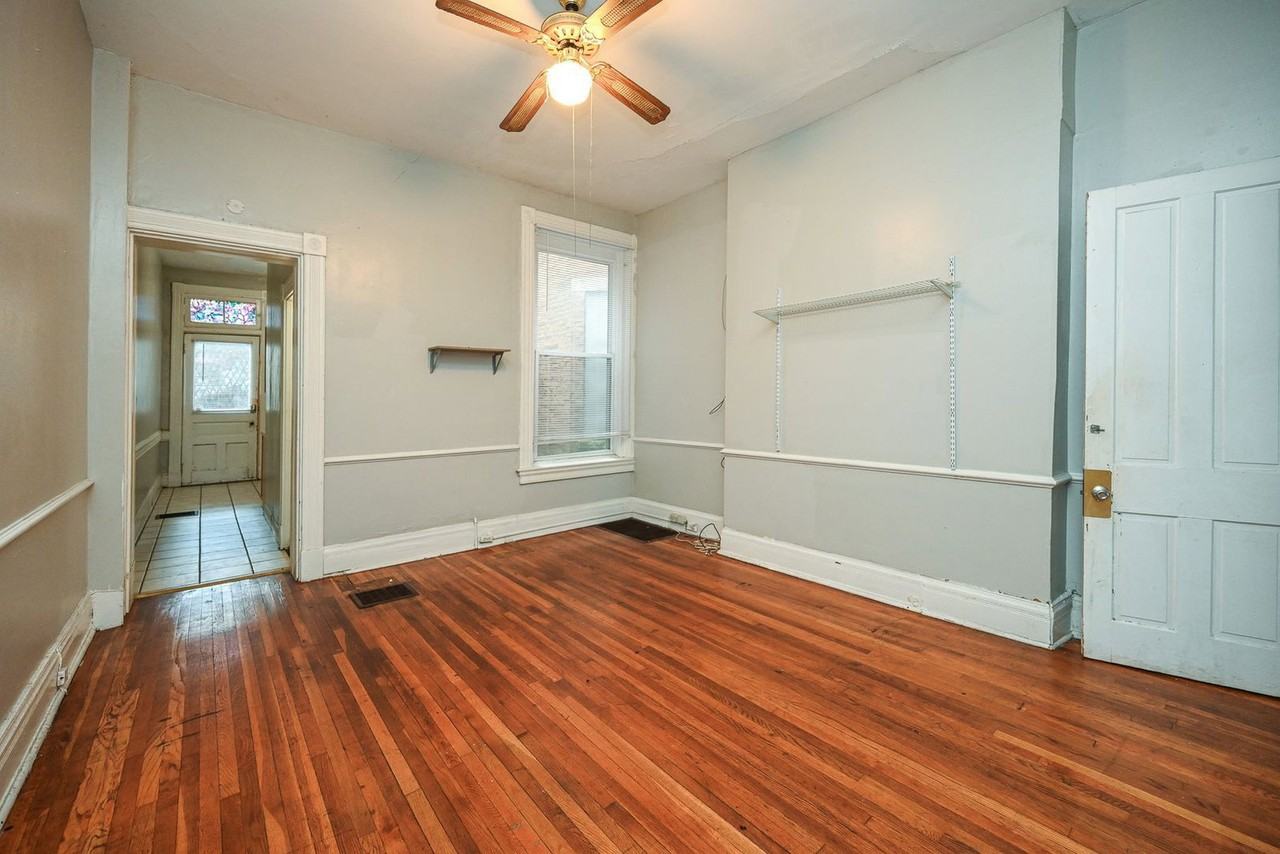 2361 W Clifton Ave - Photo 3 of 32