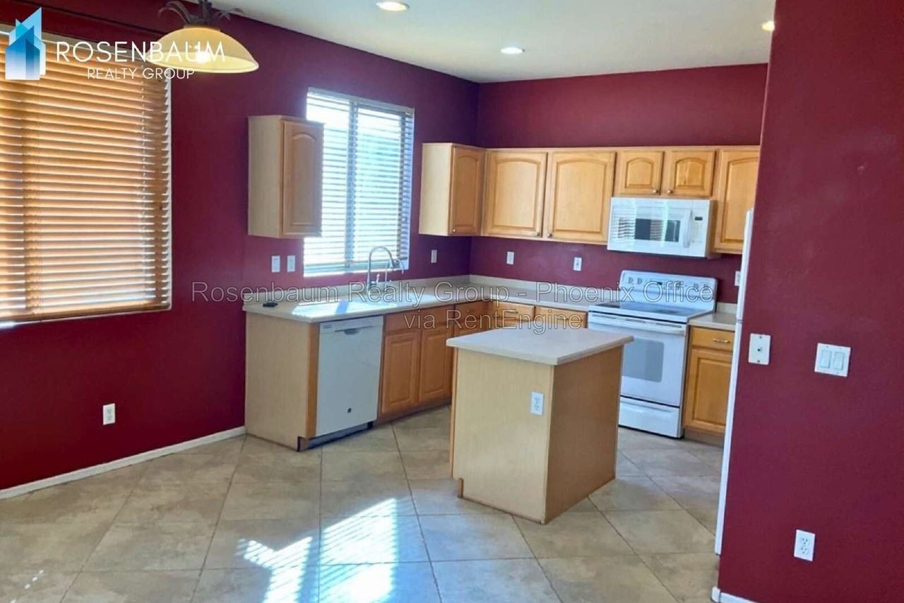 1582 E Wildhorse Pl - Photo 7 of 22