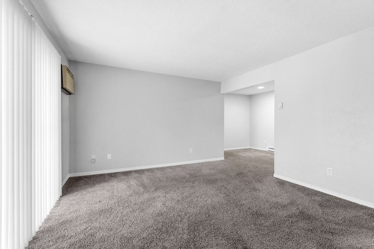 5943 Walnut Cir #E09 - Photo 6 of 13