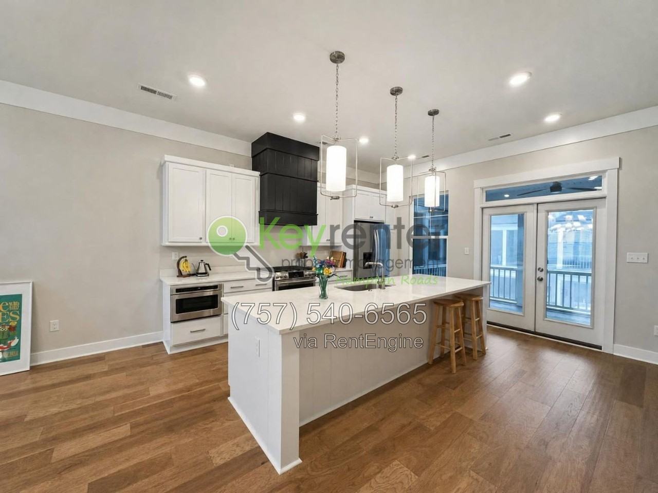 913 Jennings Ln - Photo 5 of 38