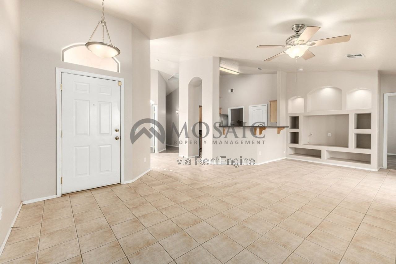 1260 S Lindsay Rd #3 - Photo 6 of 30