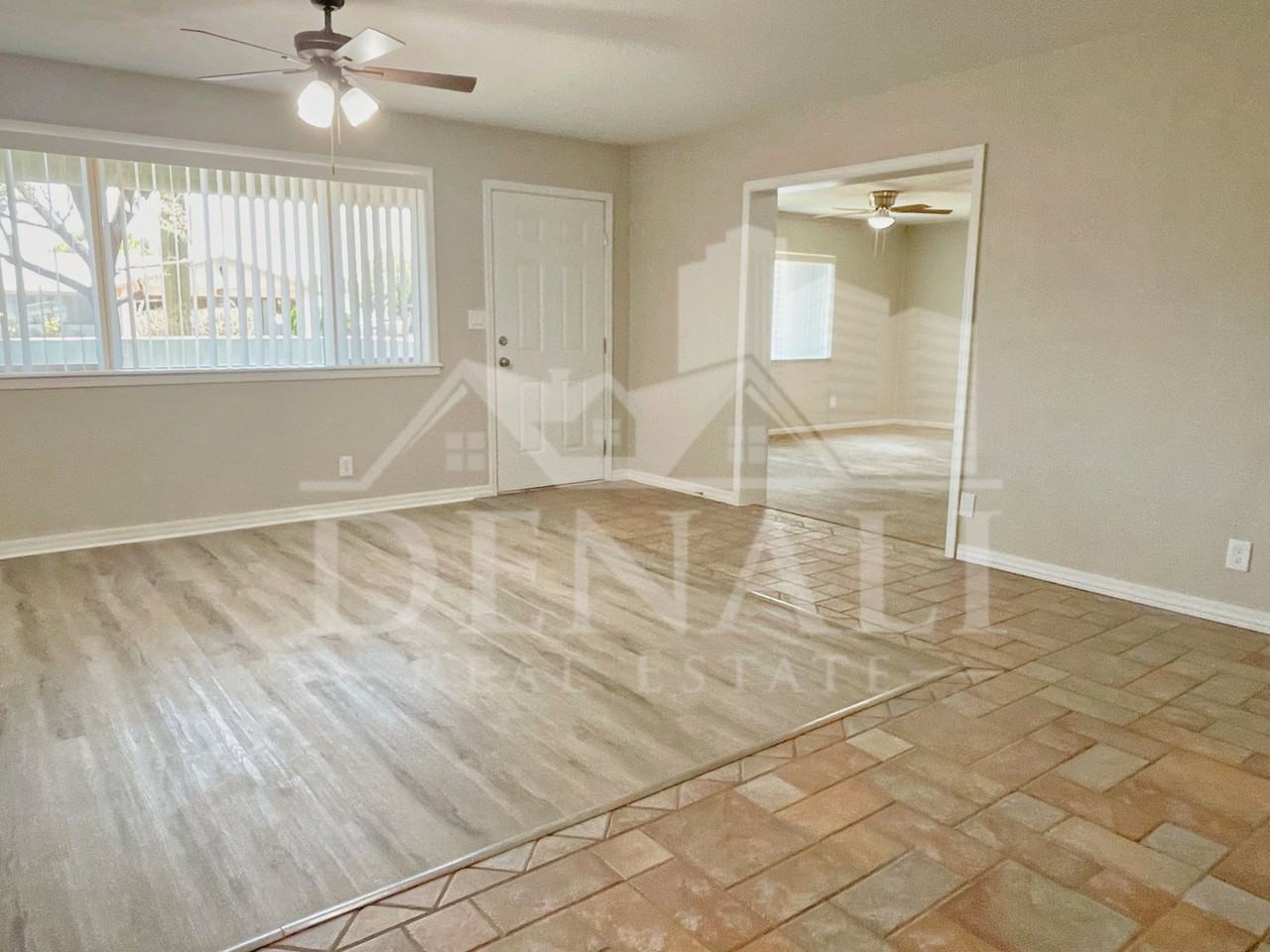 13651 N 33rd Ave - Photo 4 of 28