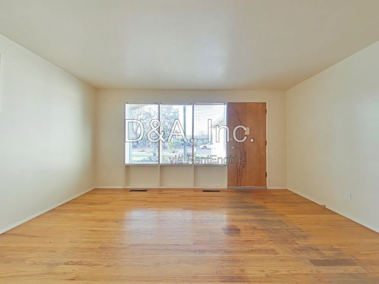 721 Nw 17th St - Photo 2 of 19