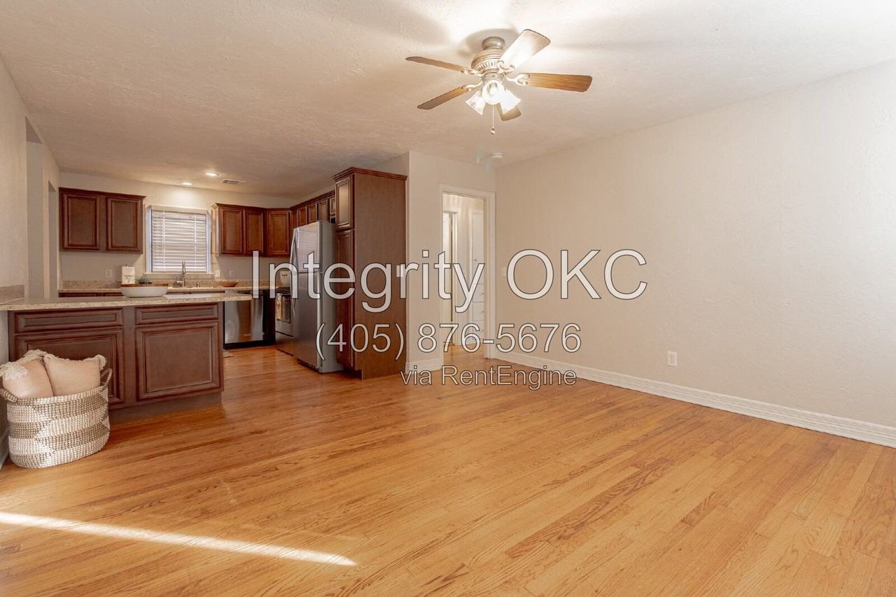 2117 Carlisle Rd - Photo 6 of 47