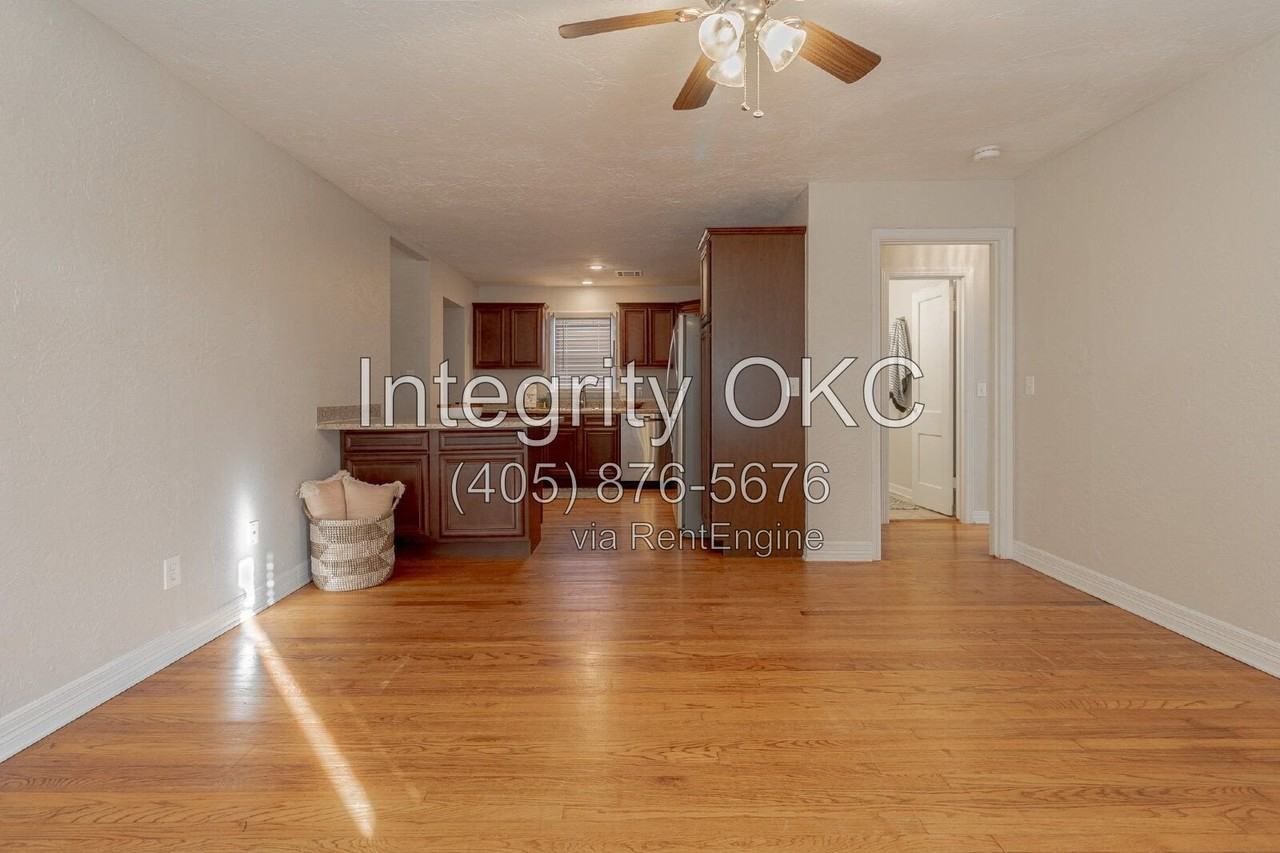 2117 Carlisle Rd - Photo 7 of 47