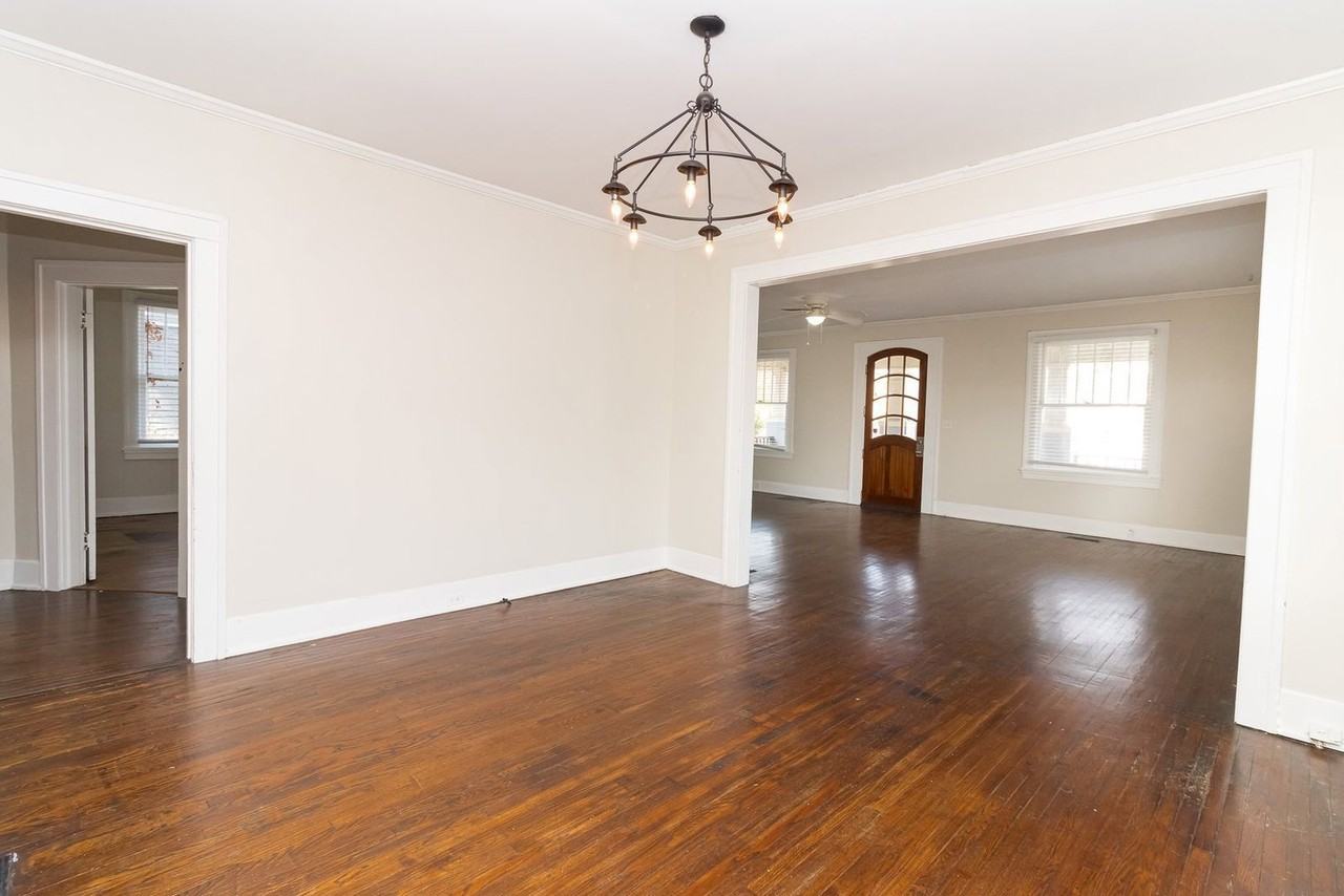 2112 Duncan Ave - Photo 4 of 17