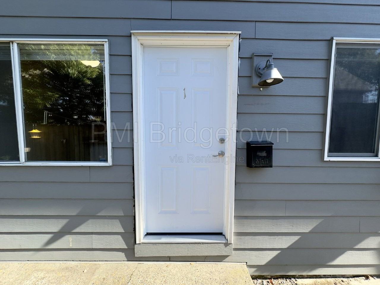5507 Se Lafayette St #1 - Photo 2 of 12